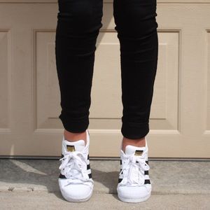 Adidas superstars